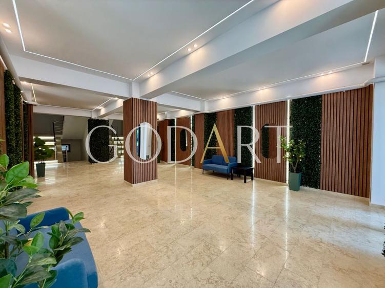 Apartament cu 4 camere decomandat în Sisești