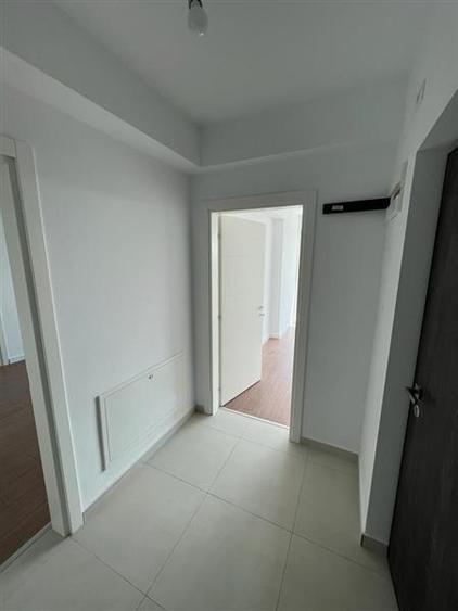 Apartament cu 3 camere decomandat în Rahova