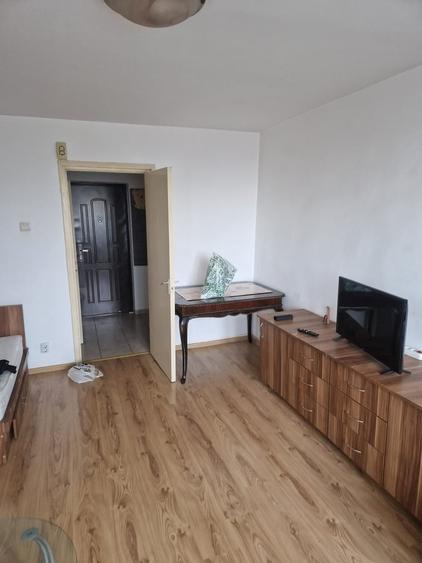 Garsonieră decomandată în Fundeni