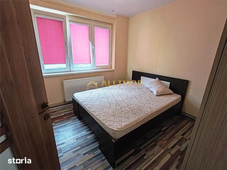 Apartament cu 2 camere semidecomandat, mobilat în Ultracentral