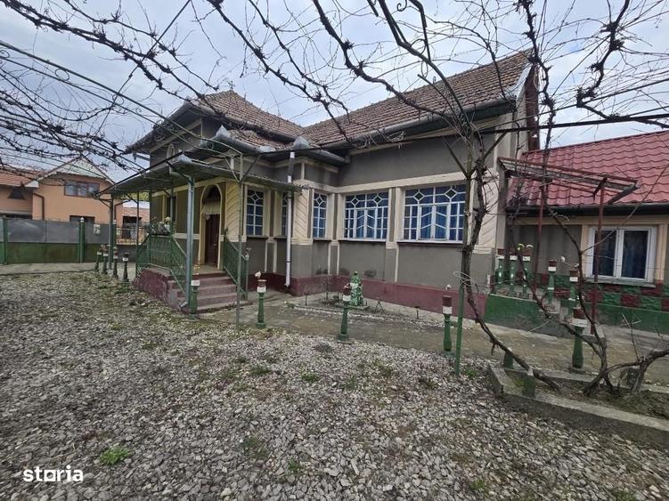 Casă cu 3 camere cu Teren 1000 Mp în Mihalț