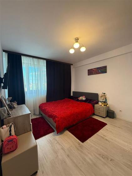 Apartament cu 2 camere semidecomandat în Aeroport