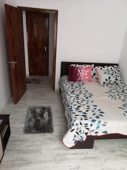 Inchiriez apartament sectorul 4 - 8