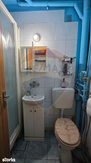 Apartament cu 3 camere de vanzare, str Tineretului - 1