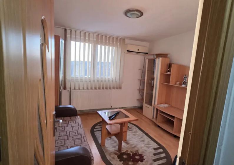 Apartament 3 camere Centru Valenii de Munte | Cartier m - 17