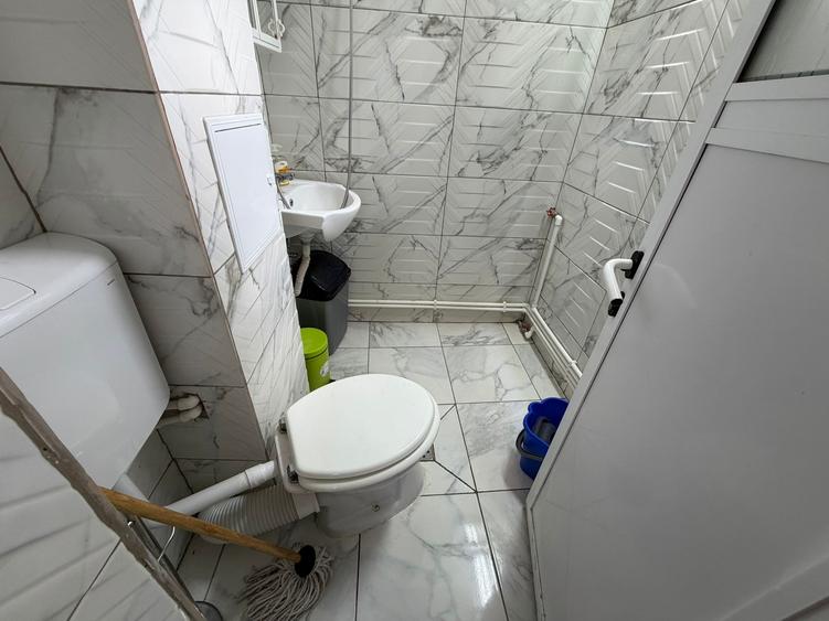 Garsoniera Titan Etaj 1 Bloc 1975 Reabilitat Instalatii Schimbate 15 Min Metrou - 3