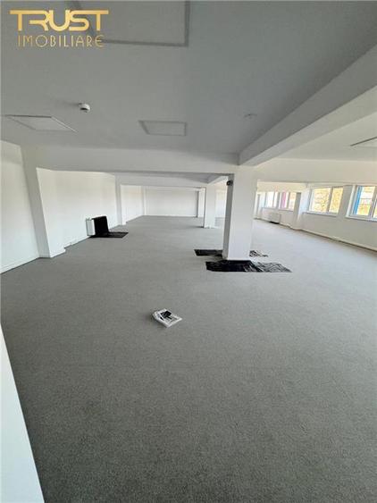 Spatii Birouri l Bd.Muncii l 130 - 330 MP l Locuri de Parcare - 2