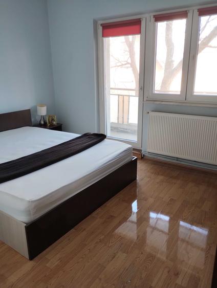 Apartament 4 camere oferta deosebita, 2 balcoane, 2 bai, etaj 1 - 3