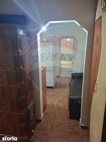 Apartament cu 3 camere de inchiriat - 2