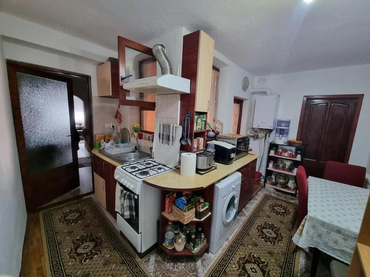 Casă cu 3 camere cu Teren 60 Mp în Central