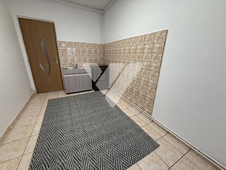 Apartament 2 camere renovat geam la baie zona Tiglari Sibiu - 5