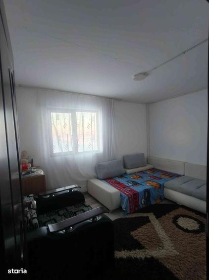 Casa si teren comuna Postavari - 2