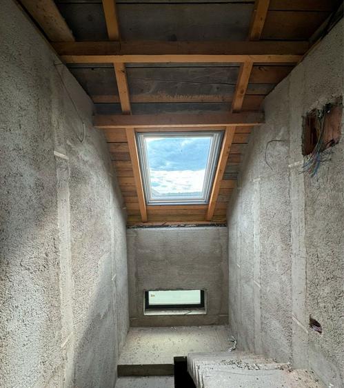 Vand casa moderna la gri - spatiu generos, materiale premium - 5