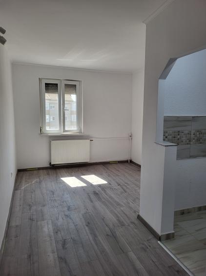 Apartament 1 cameră de vânzare  - 4