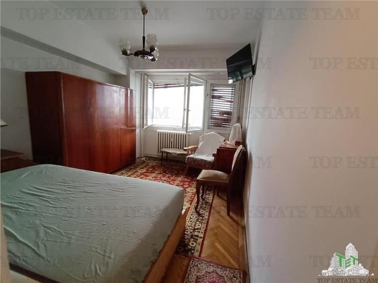 Vanzare apartament 3 camere Ion Mihalache- Piata 1 Mai - 3
