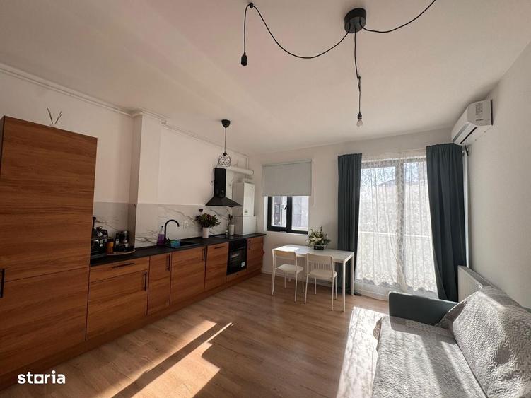 Apartament cu 2 camere de vanzare, zona Safirului - 3