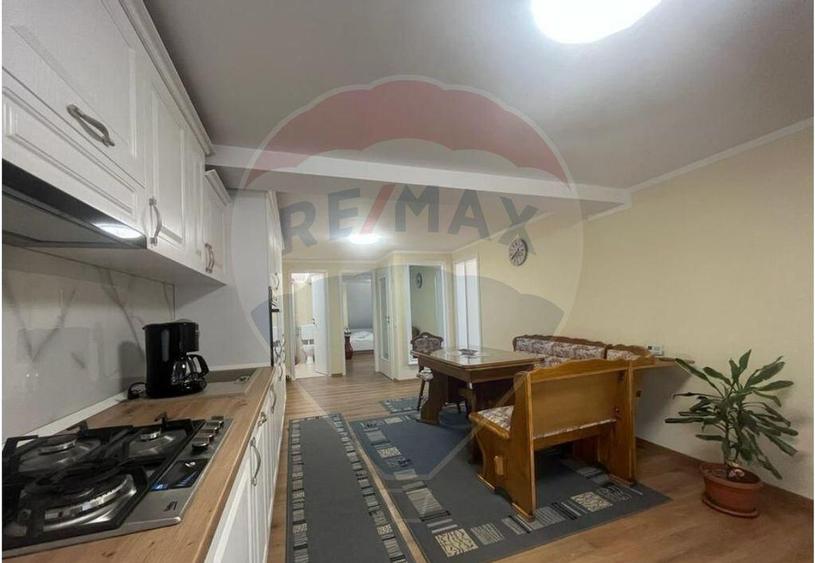 Apartament deosebit, situat la casa - zona Centrala - 11