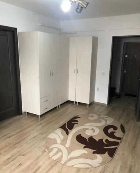 Etaj 1 Apartament 1 Camera Decomandat 40mp Bloc 2019 zona Cug - 3
