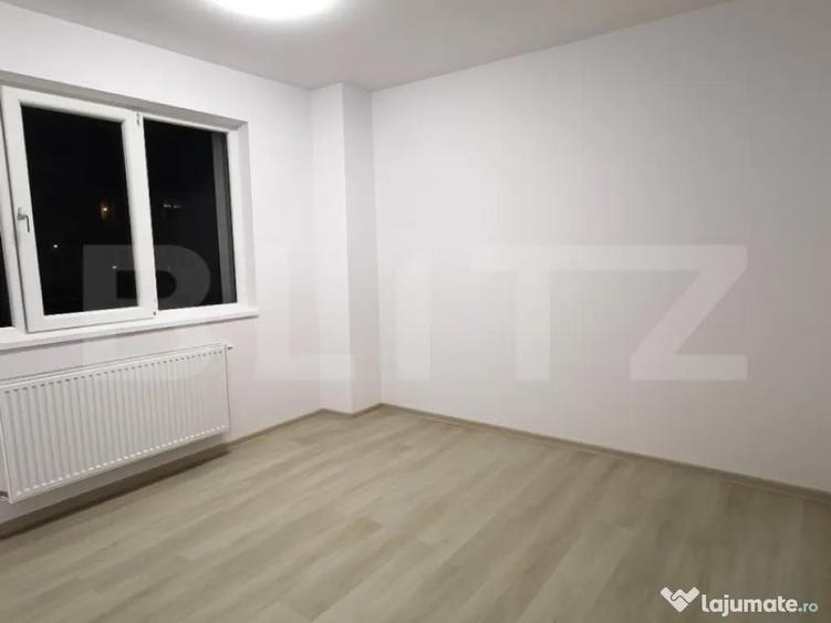 Apartament 2 camere ,loc de parcare + boxa , zona 9 mai - 1
