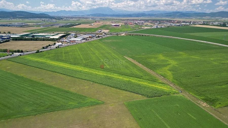 Teren intravilan - 10