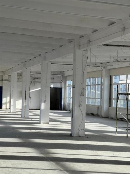 Hala industriala de inchiriat 614mp acces facil Piata 1 Mai. - 3