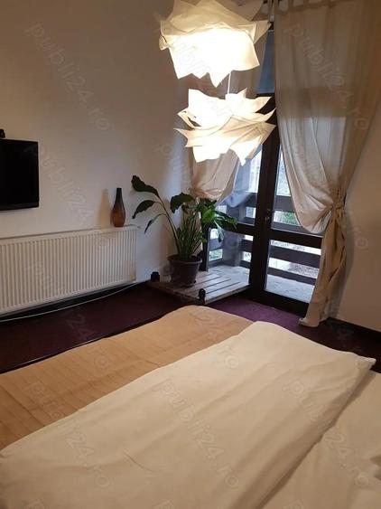 Vand Centru Sportiv - Pensiune - 1