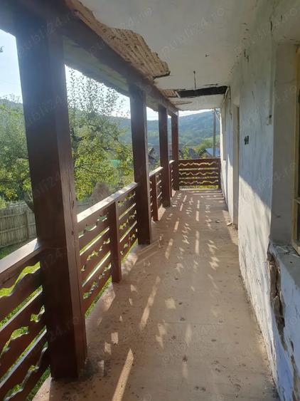 Casa 64 mp util, 2 camere + hol mare refacut, 4.100 mp intravilan - 5