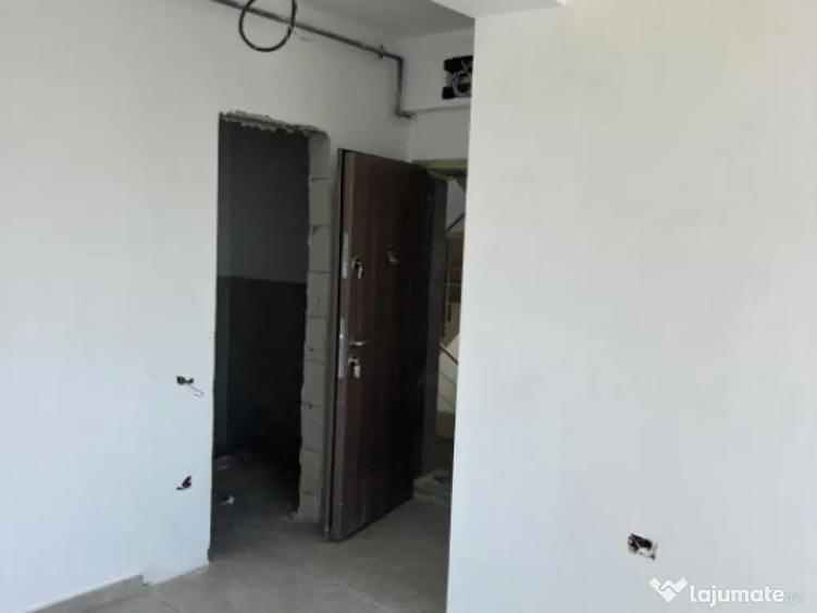 Garsoniera zona Mamaia Sat - 10