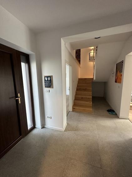 Casa deosebita intr-un cartier privat cu bariera - 26