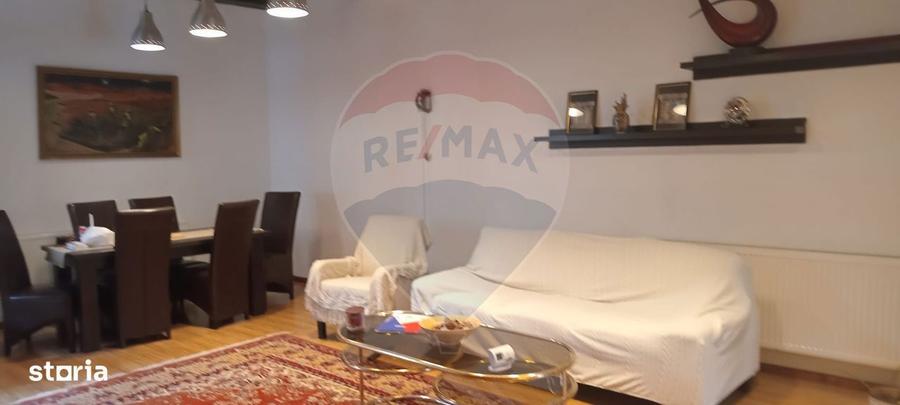 Casa moderna la curte comuna-zona exelenta, ARAD - 6