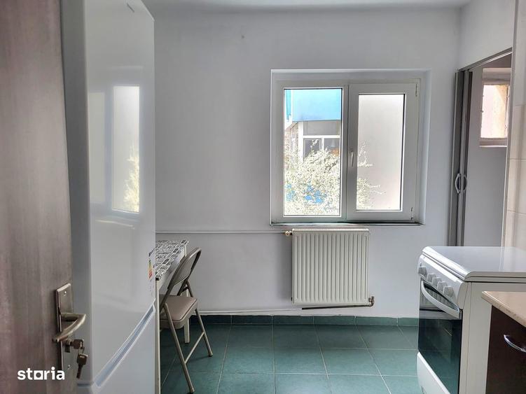 Inchiriez apartament 2 camere 65 mp etaj 2 Avia?iei - proprietar - 4