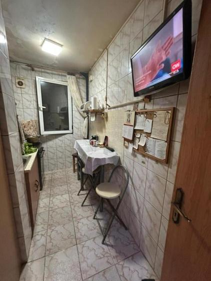 65000 euro -2camere- metrou Gorjului  -etaj 1 - 7