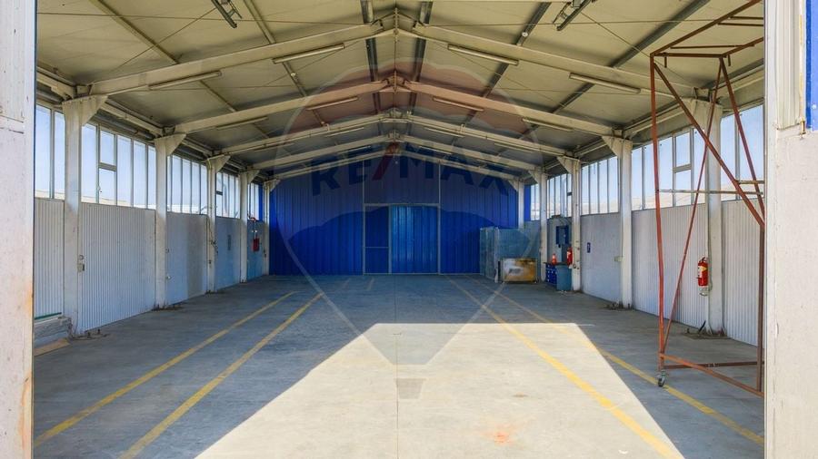 De închiriat spațiu pentru depozitare 300mp + curte 650mp Feldioara - 1