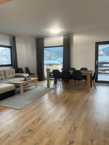 VAND COMPLEX TURISTIC IN BRAN LANGA PARTIA DE SCHI ZANOAGA - 55