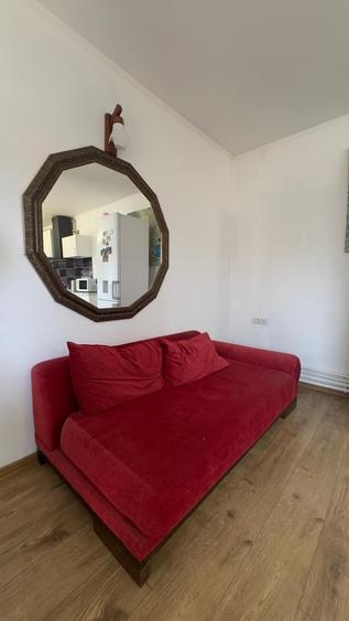 Casă P+M de vânzare – Zona Trocadero, zona centrala - 3