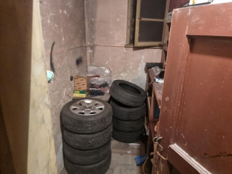 Apartament 4 camere, 91mp, Gara de Nord, 1 minut de metrou,ideal pentru renovare - 17