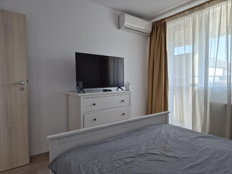 3 camere, decomandat, 73.11 mp utili + 2 balcoane (83.79 mp total), mobilat și  - 1