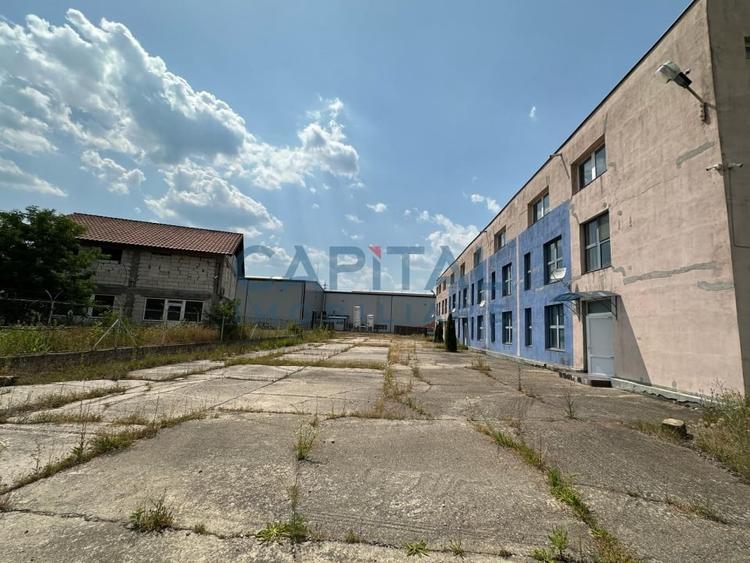 Spatiu locativ sau hala cu suprafata de 1884 mp pe teren de 3883 mp - 2