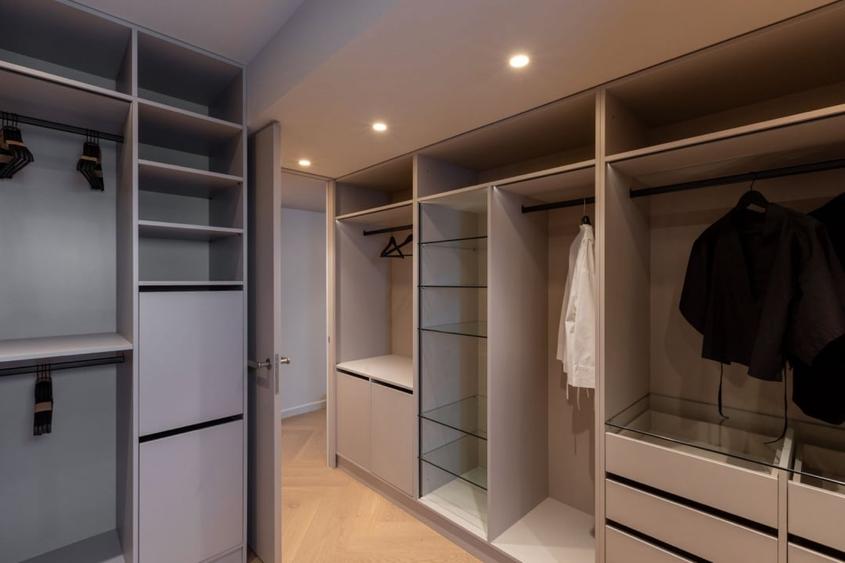 Bijuterie tehnologica - Casa de vanzare in zona Faget - 20