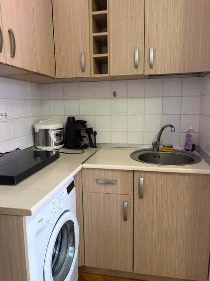 ULTRACENTRAL *PIATA ROMANA *GARSONIERA * MOBILATA SI UTILATA* CENTRALA PROPRIE - 11