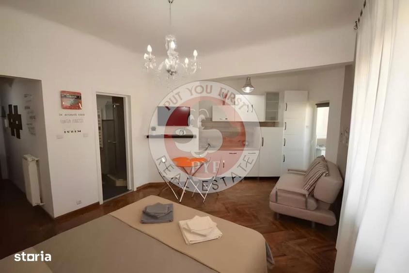 Piata Gemeni | Studio | 40mp | Semidec | RS I | B13174 - 4