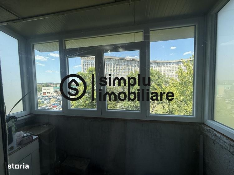 Apartament cu 4 camere decomandat în 1 Mai
