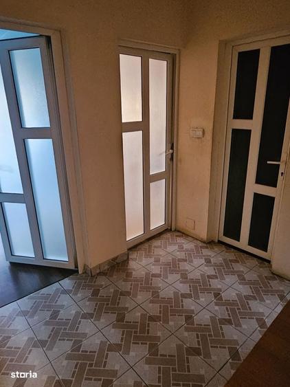 Apartament cu 3 camere decomandat în Ultracentral