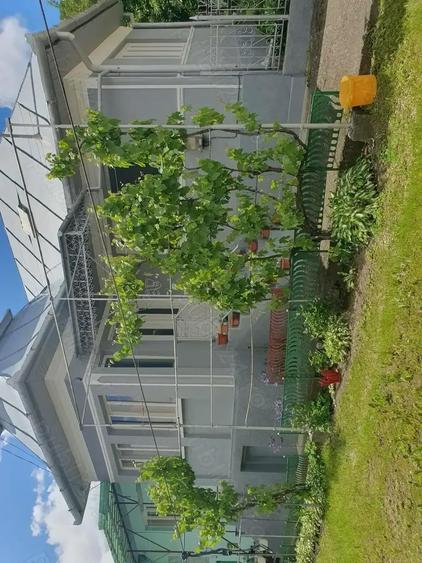 Casa de vanzare (schimb cu apartament) - 1