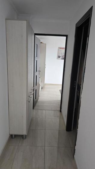 Vand apartament 3 camere semidecomandat - 3