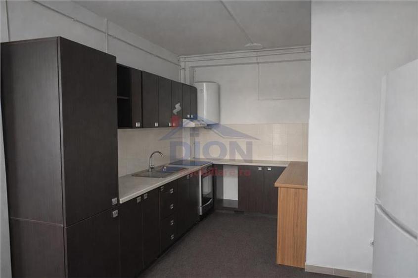 SPATIU COMERCIAL BIROU, CABINET MEDICAL SPLAIUL UNIRII - 2