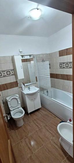Vand apartament 3 camere, decomandat, comuna Baciu, str. Corbului - 4