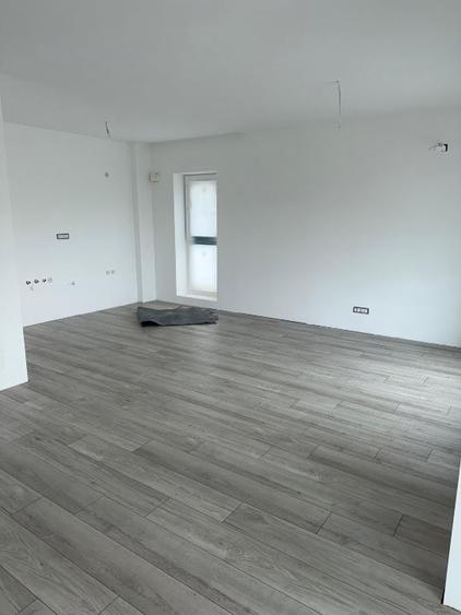 Apartament spațios nou 3 camere - 4