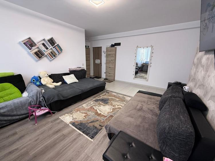 3 Camere | Parcare | Et.7/9 Bloc Nou Zona Pacii - Drumul Belsugului - 3