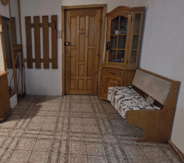 Micro 2 Târgoviște,  închiriere apartament 3camere - 20